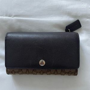 Coach wallet